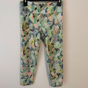 ATHLETA GIRL Crop Leggings in Mosaic Camo Raleigh Green Youth XXL 16